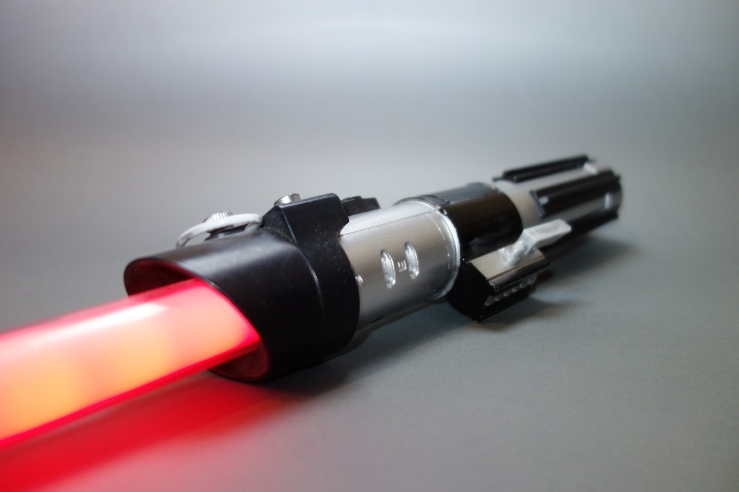 PLANET FIGHTERS Ultimate FX Lichtschwert GRÜN Laserschwert mit Licht und Sound 